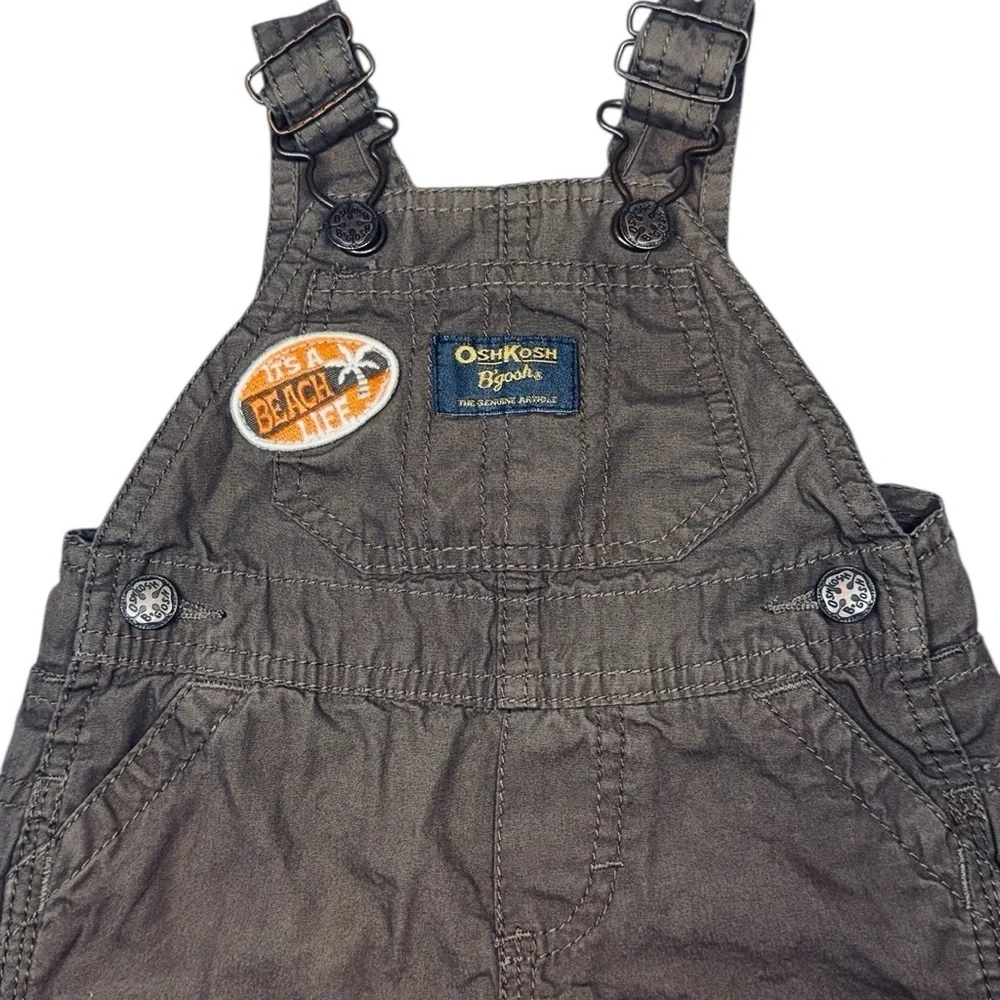 🦀 OshKosh B’gosh Baby Overalls – Size 6 Months 🧡